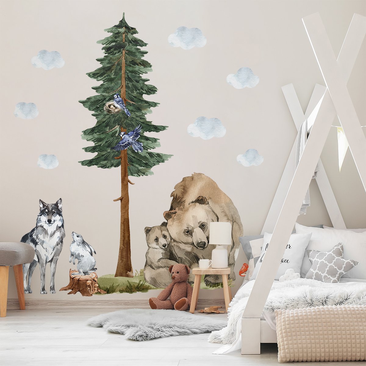 Naklejka na ścianę do pokoju dziewczynki las i zwierzęta leśne