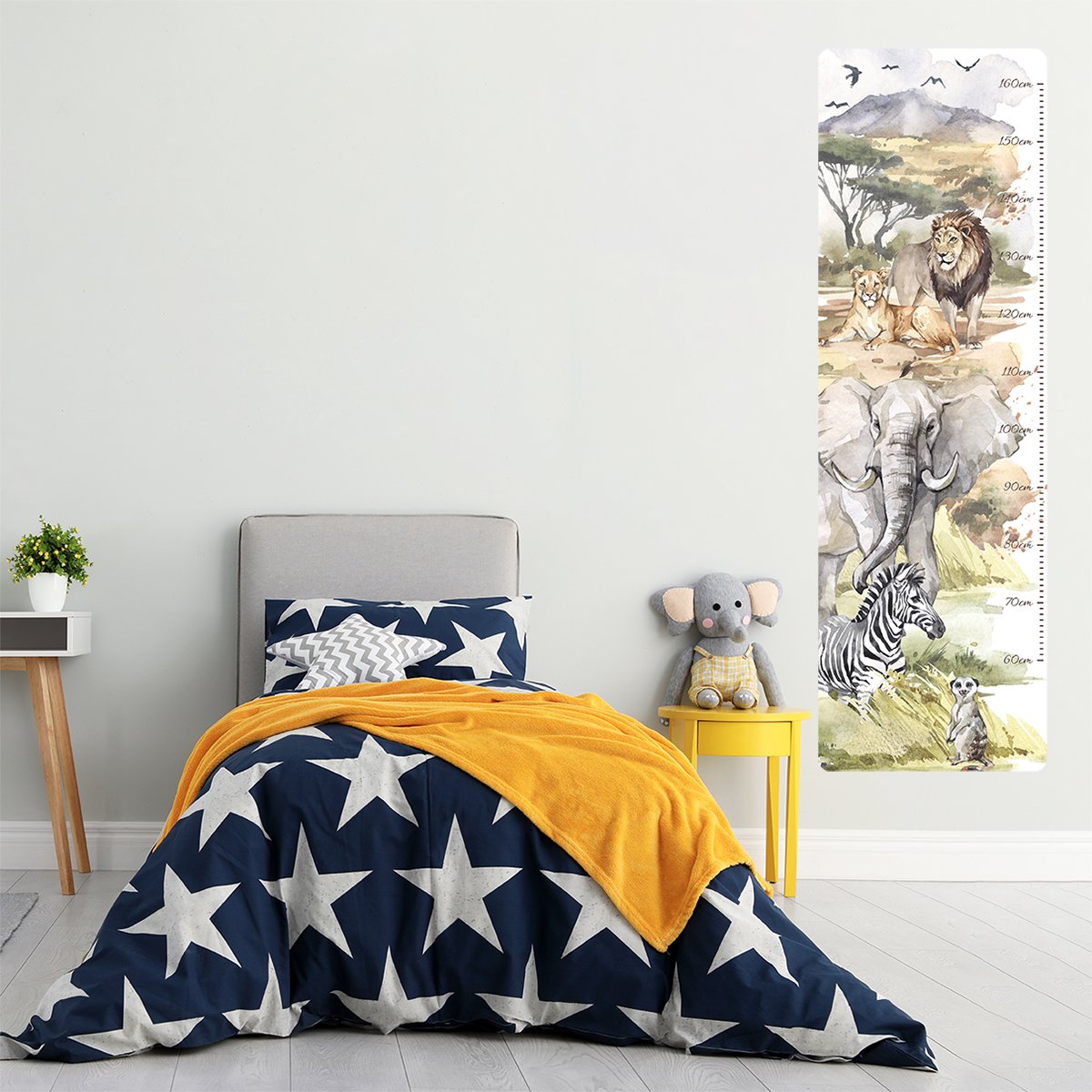 Naklejka na ścianę miarka wzrostu zwierzęta Afryki słoń, zebra, lew, lwica i surykatka w pokoju dziecka - pomysł na dekorację ścian pokoju dziecięcego