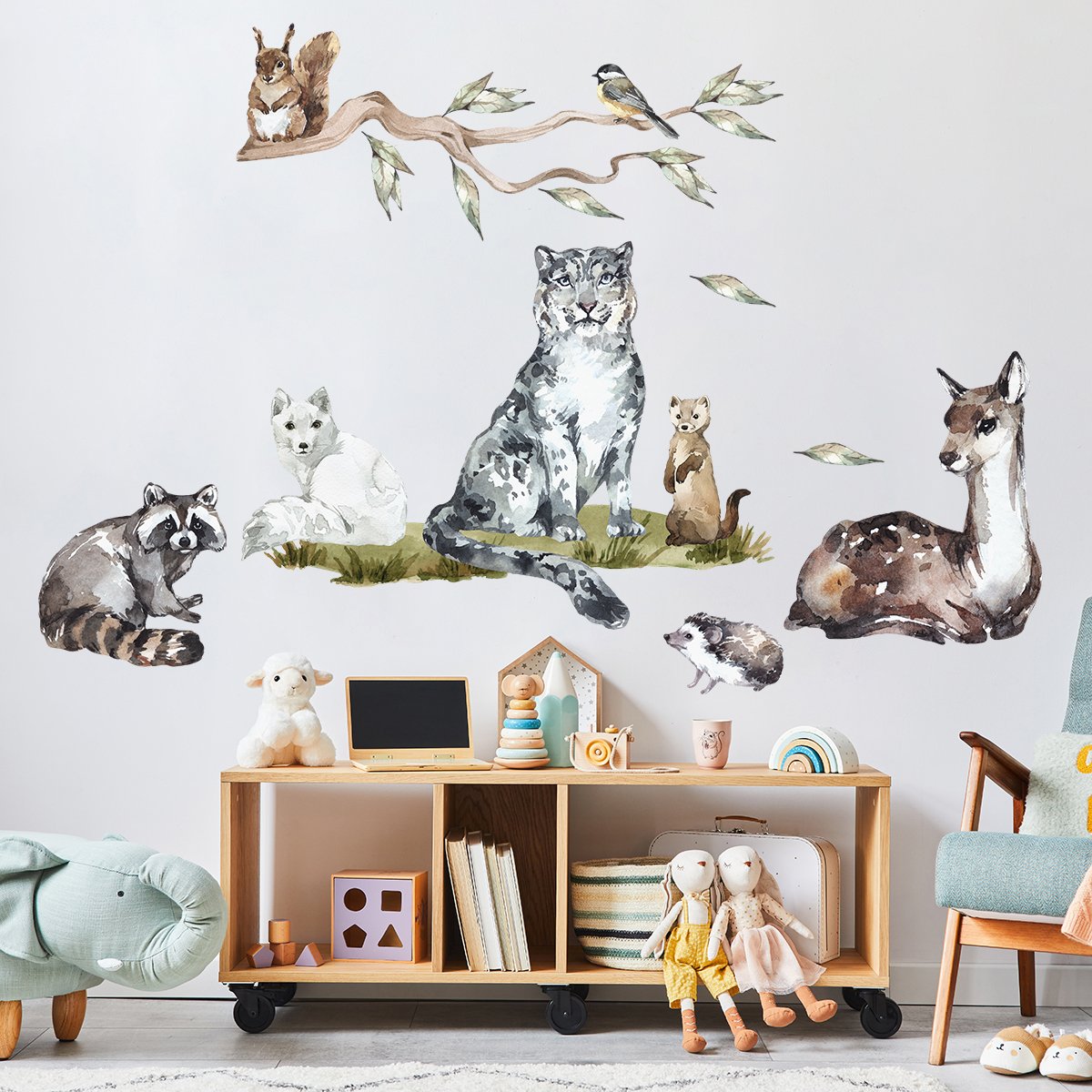 Duże naklejki na ścianę dla dziewczynki zwierzęta leśne i las