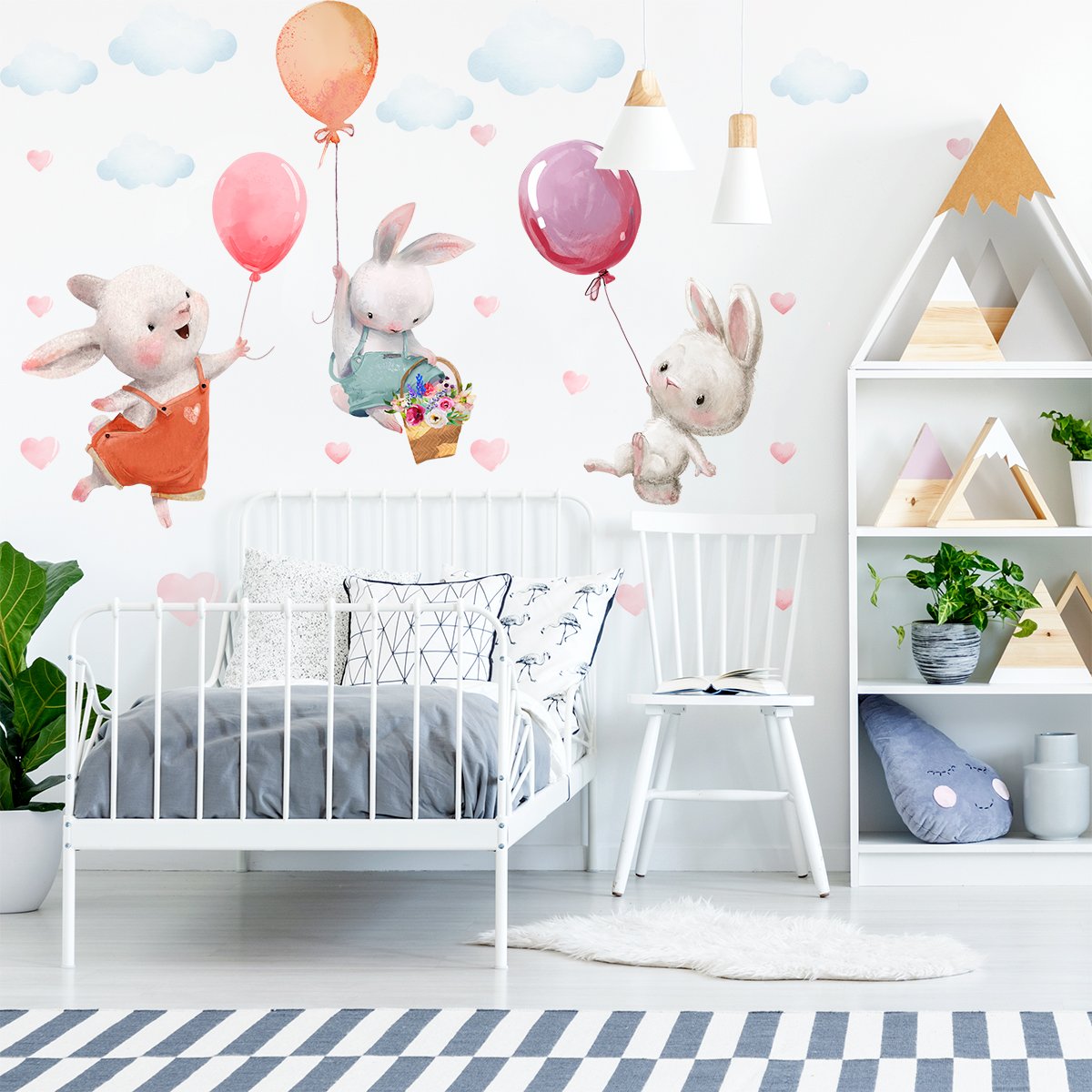 Kolorowe naklejki na ścianę króliki z balonami i chmurki do pokoju dziecięcego