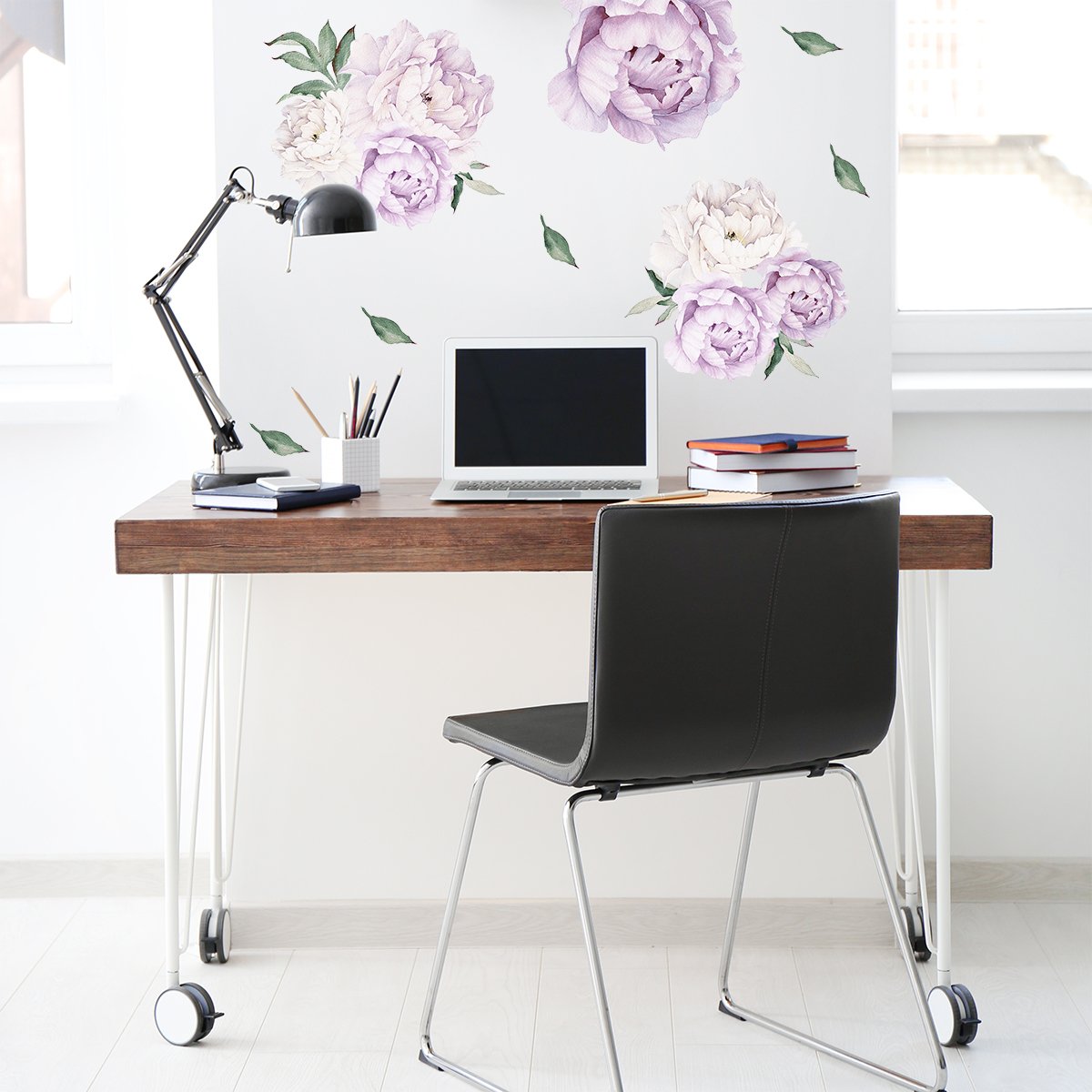 Naklejki na ścianę białe i fioletowe kwiaty do pokoju młodzieżowego#kolor_fioletowy