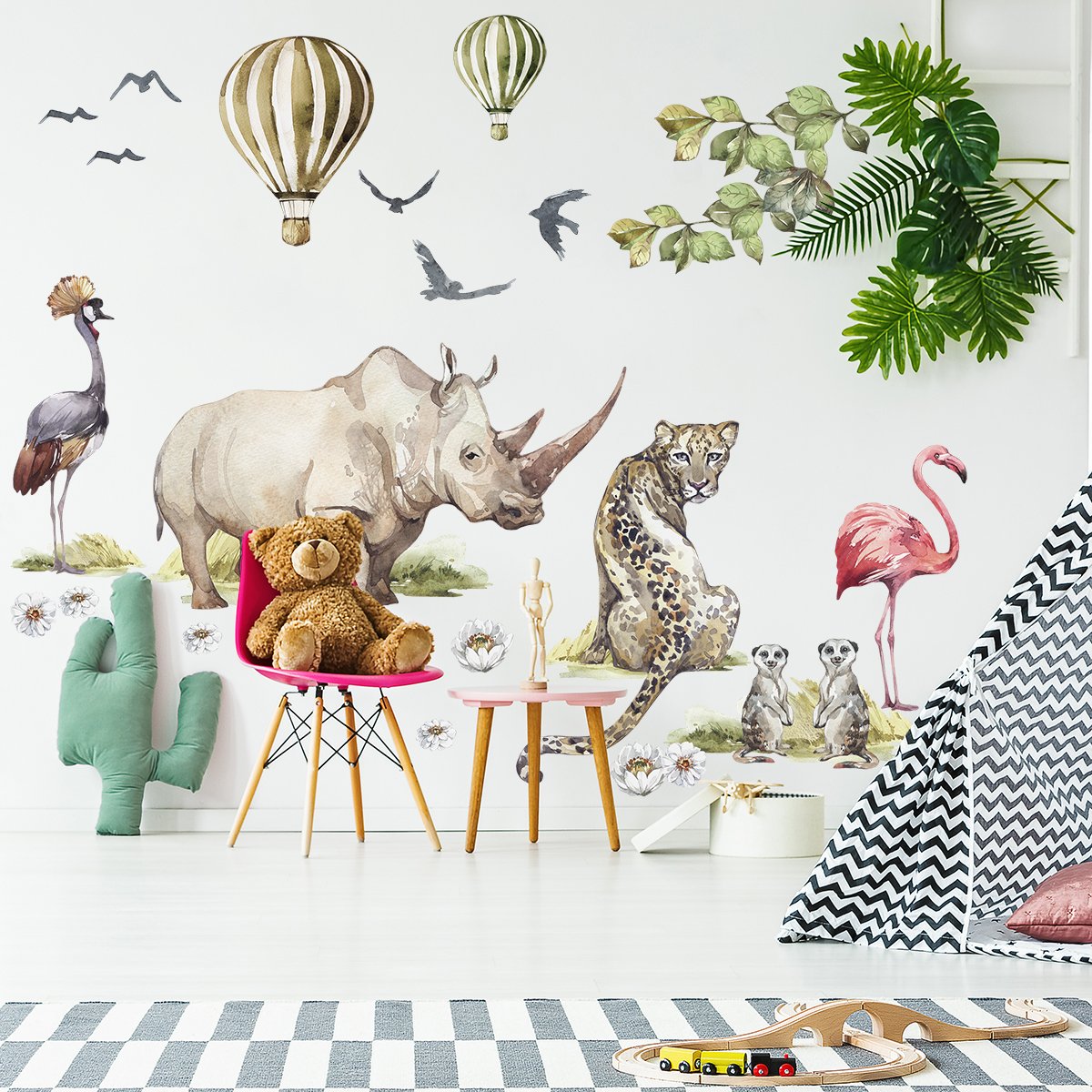 Naklejki na ścianę do przedszkola - zwierzęta Afryki i sawanna