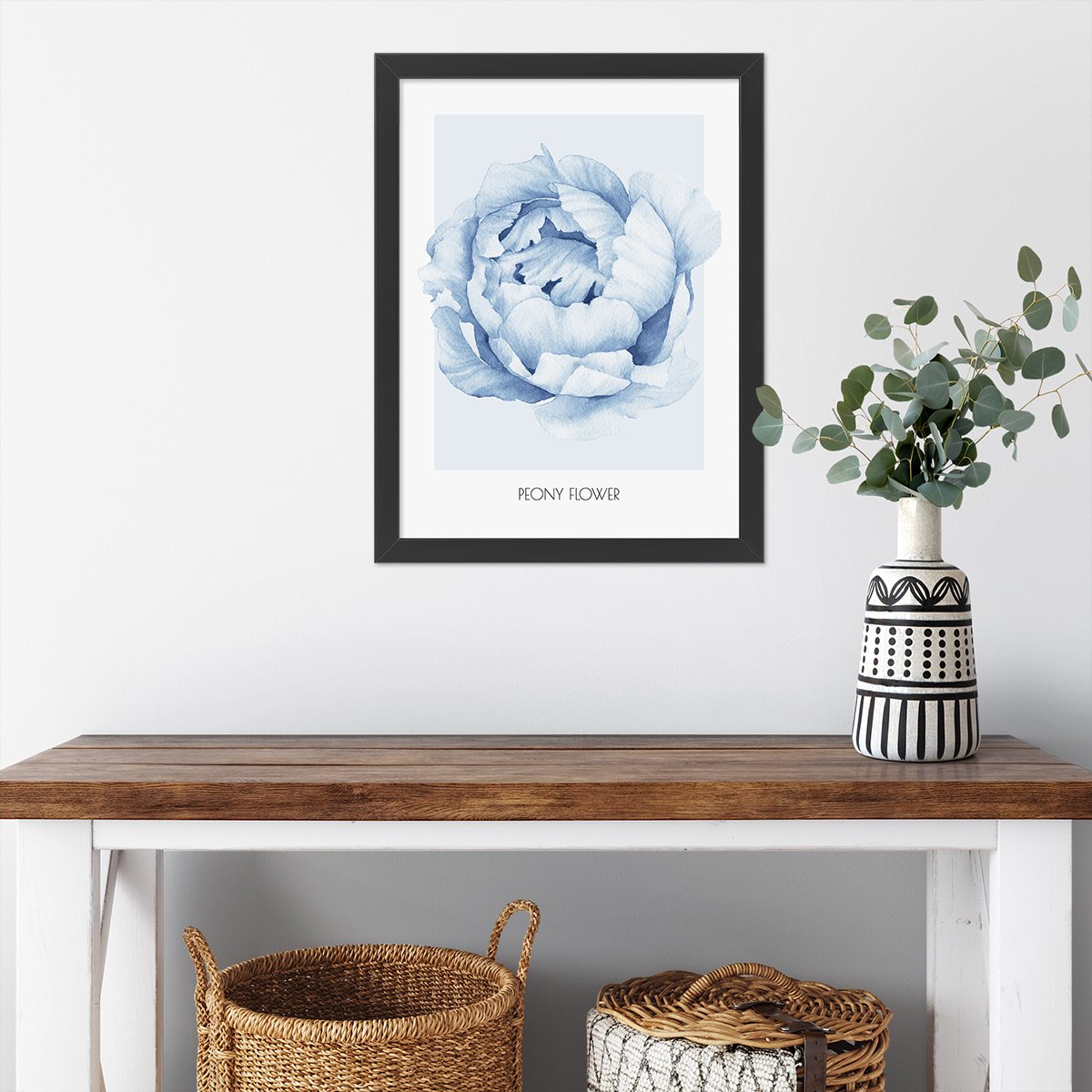 Plakat na ścianę do korytarza z kwiatem piwonii w czarnej ramie#kolor_niebieski