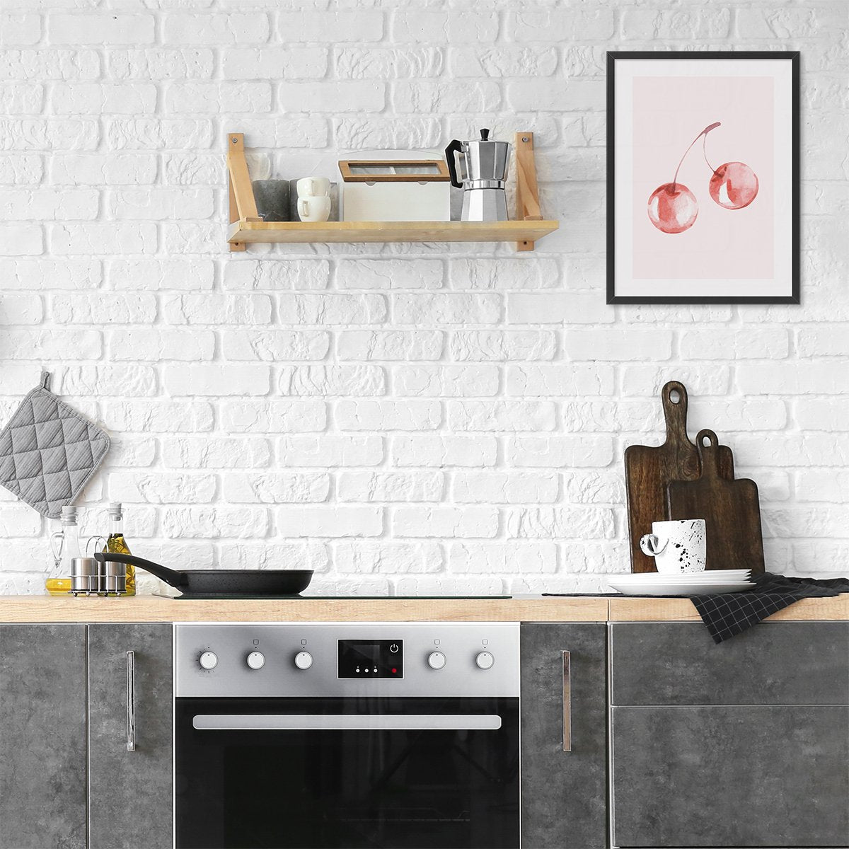Plakat do kuchni owoce wiśnie na różowym tle z czarna ramką