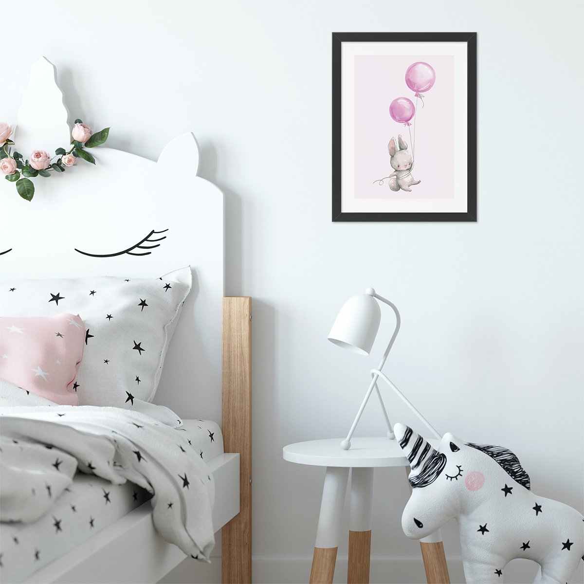 Plakaty dla dzieci królik i różowe baloniki w czarnej ramie#kolor_rozowy