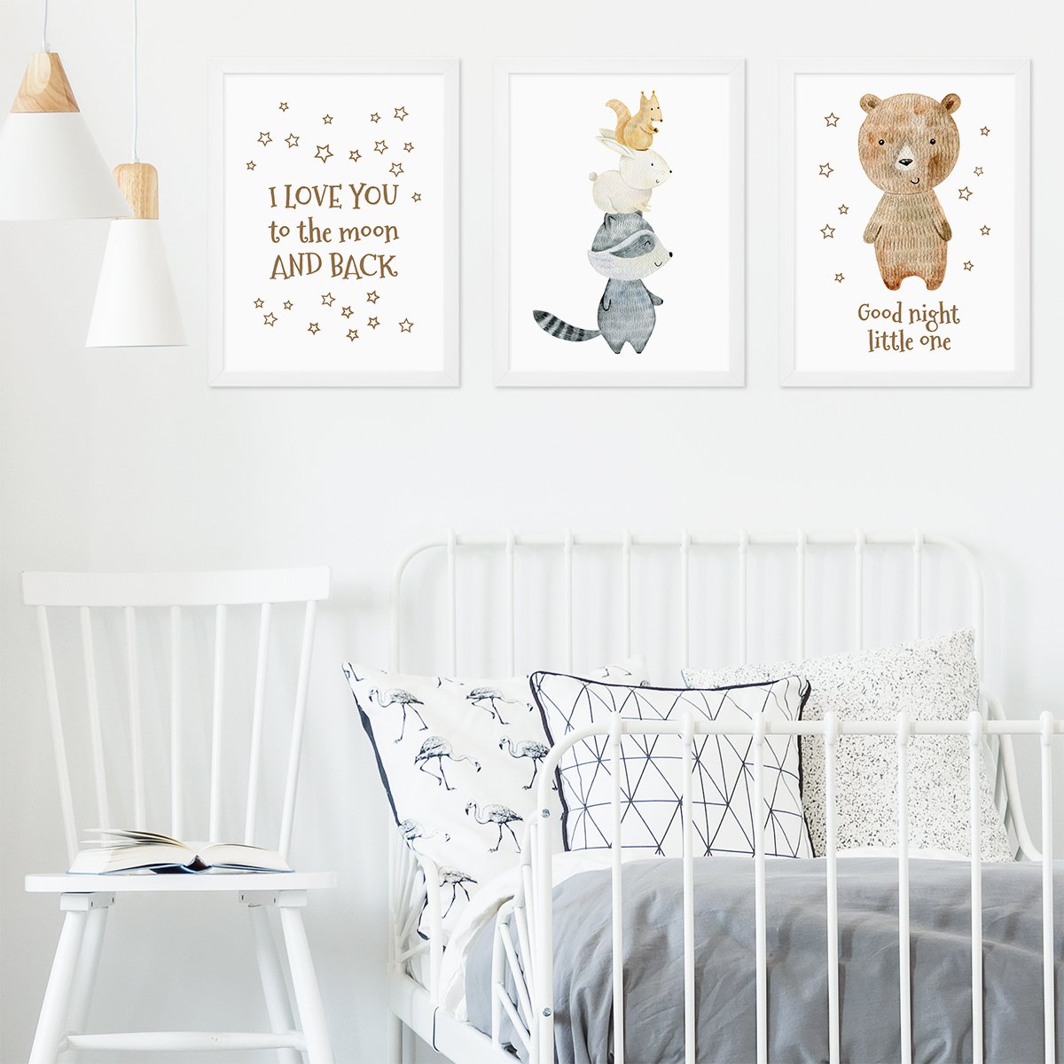 Plakaty dla dziecka z napisami i zwierzętami leśnymi w białych ramkach w zestawie