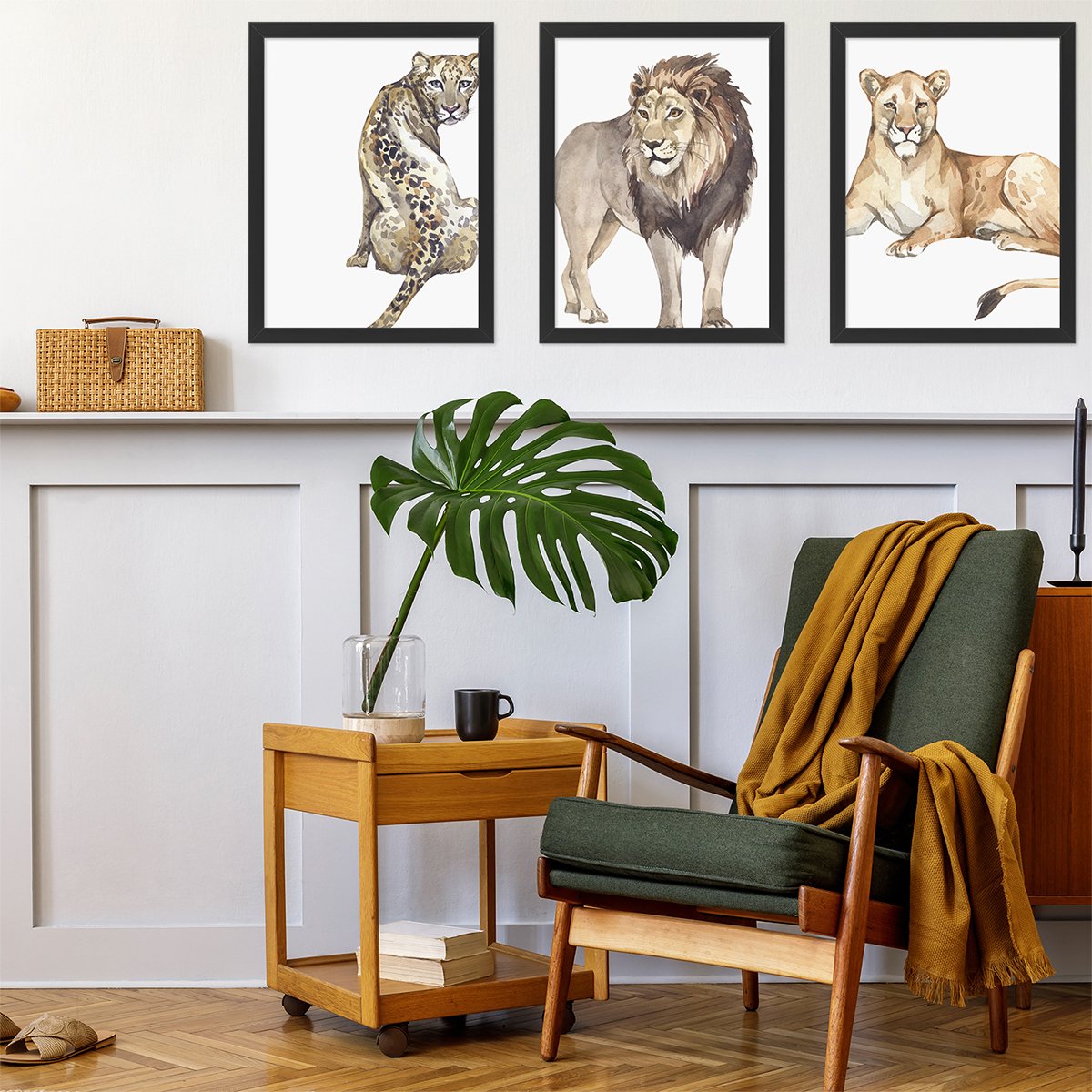 Plakaty do salonu w czarnych ramach z dzikimi kotami