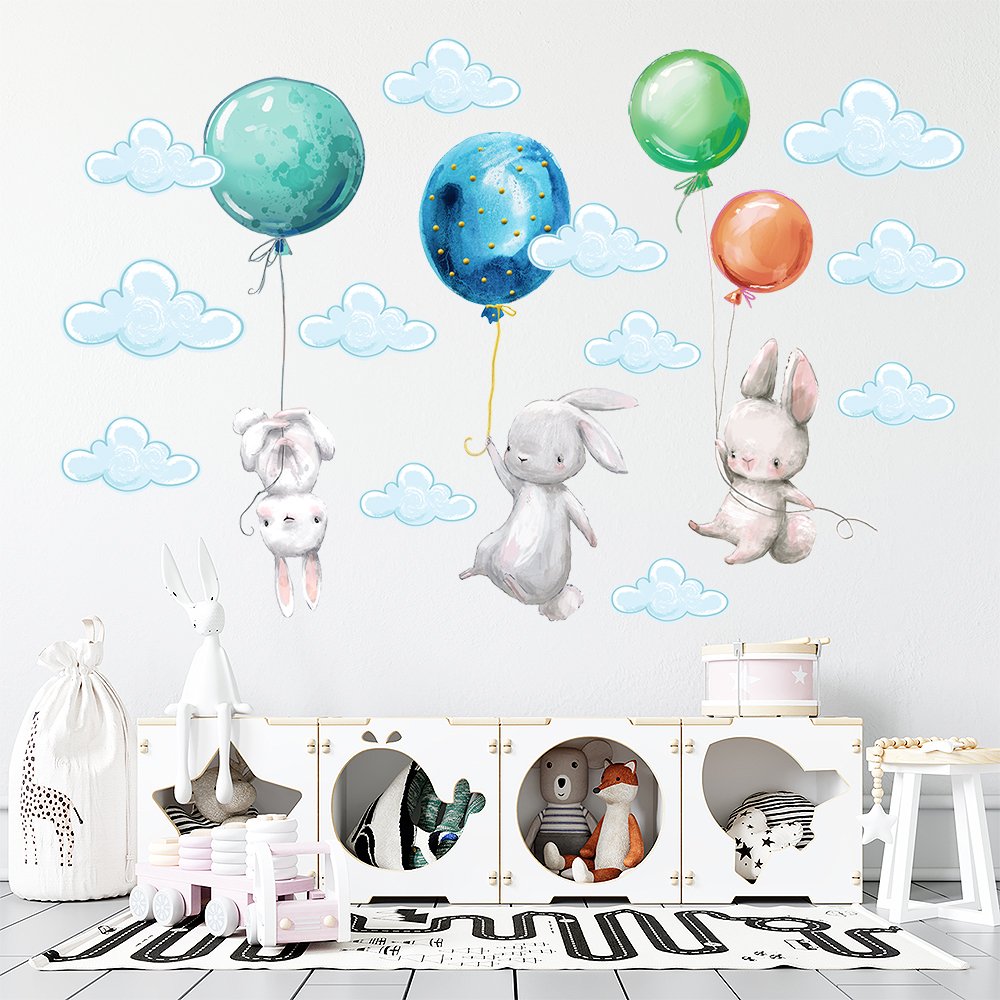 Naklejki na ścianę z królikami i balonami w pokoju dziecięcym z kolekcji Funnny Rabbits