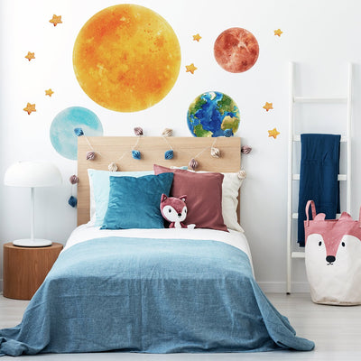 Naklejka na ścianę do pokoju dziecięcego układ słoneczny i gwiazdy