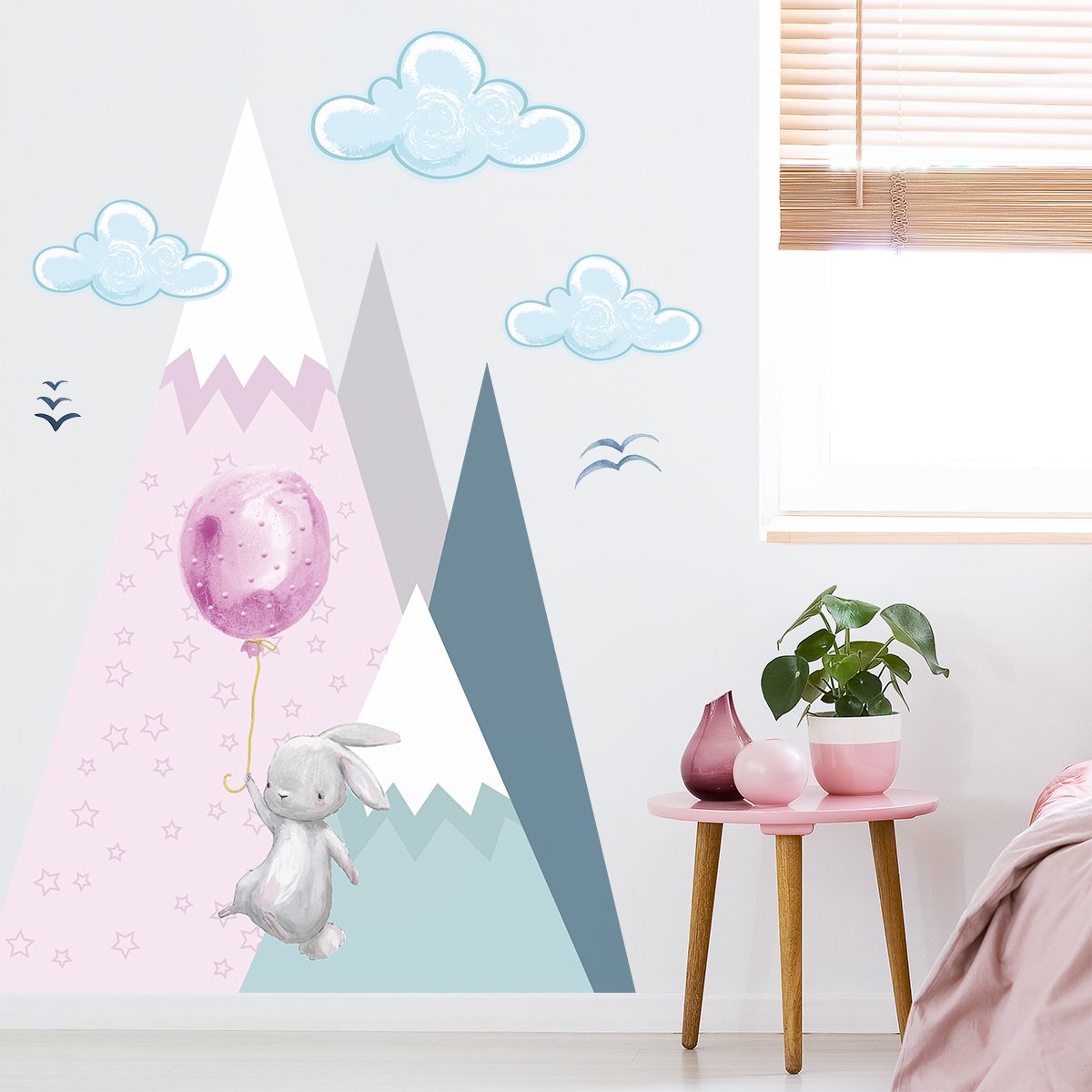 Naklejka na ścianę balony i góry dla dzieci#kolor_rozowy