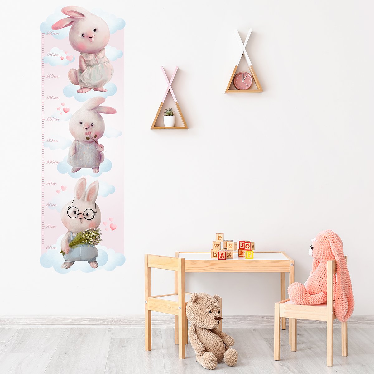 Naklejka na ścianę dla dzieci miarka wzrostu trzy króliczki i błękitne chmurki 