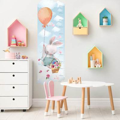 Naklejka na ścianę miarka wzrostu dla dzieci króliczek lecący na baloniku