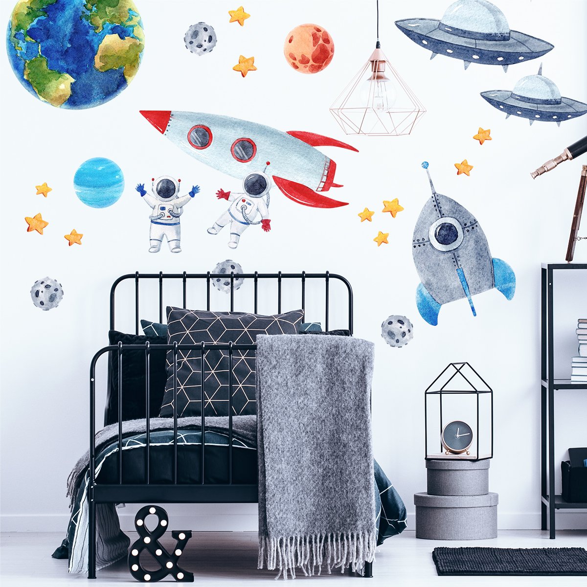 Naklejki na ścianę dla chłopca kosmos i latające ufo