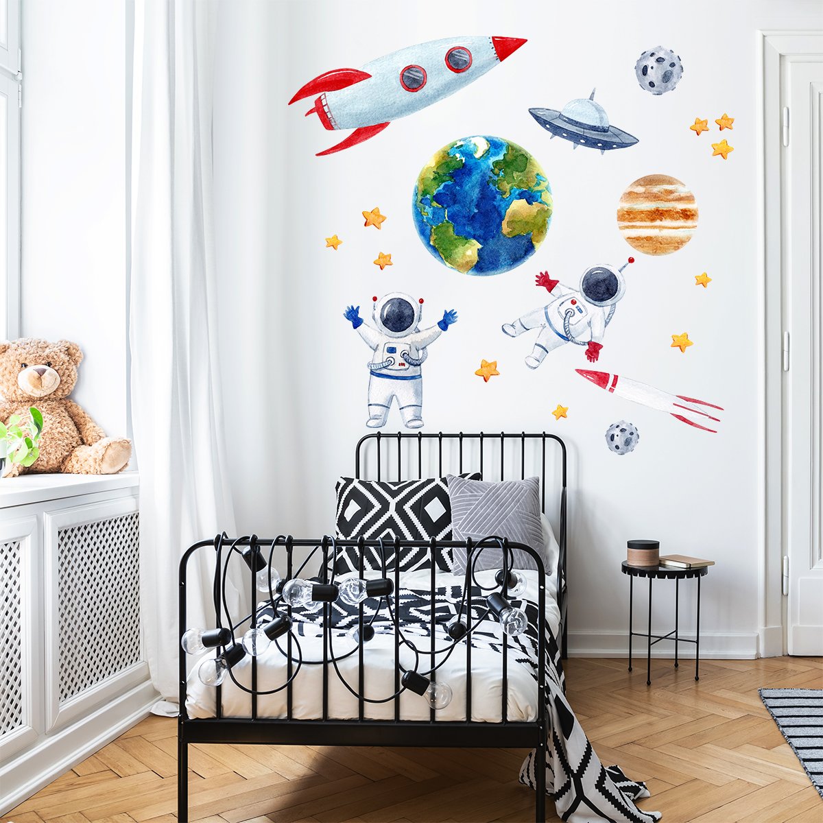Kolorowe naklejki na ścianę dla dzieci astronauta, rakieta i planety