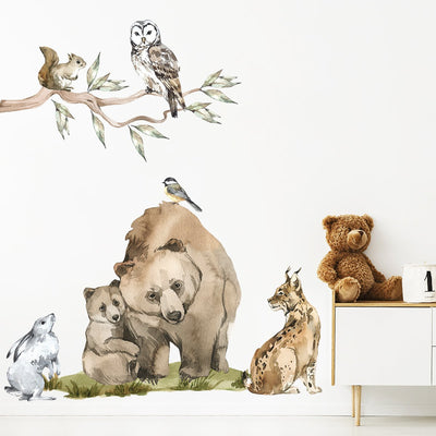 Naklejki na ścianę dla dzieci zwierzęta leśne miś i sowa na gałęzi