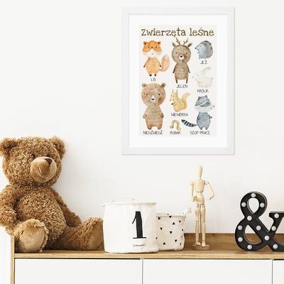 Plakat dla małych dzieci zwierzęta leśne i ich nazwy w białej ramce