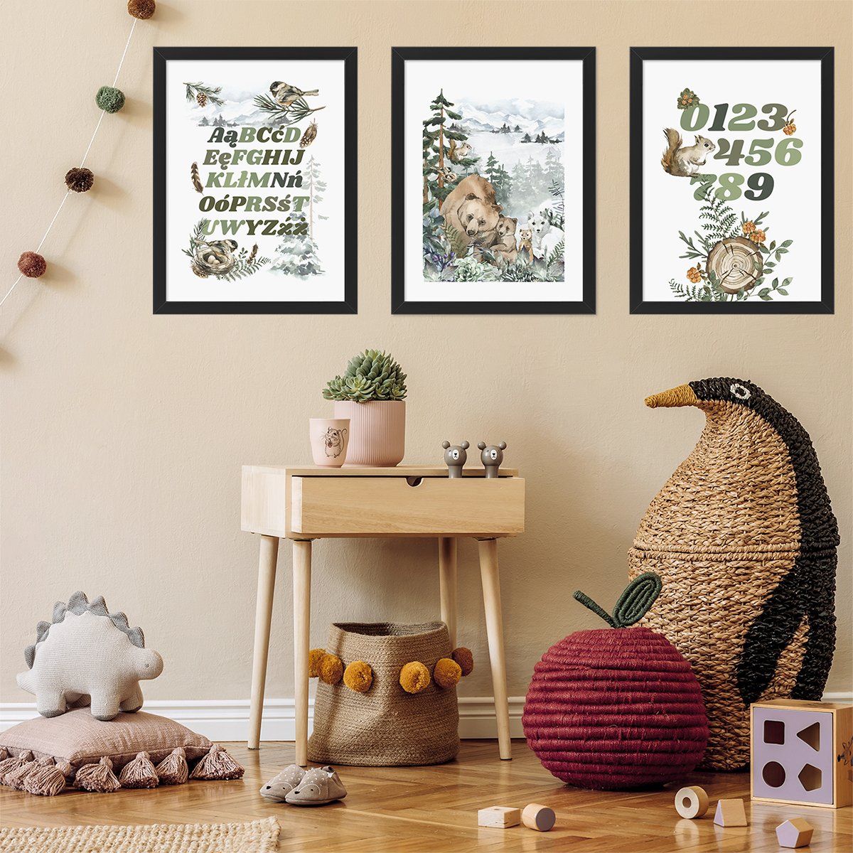 Trzy plakaty dla dzieci alfabet, cyfry, las i zwierzęta leśne