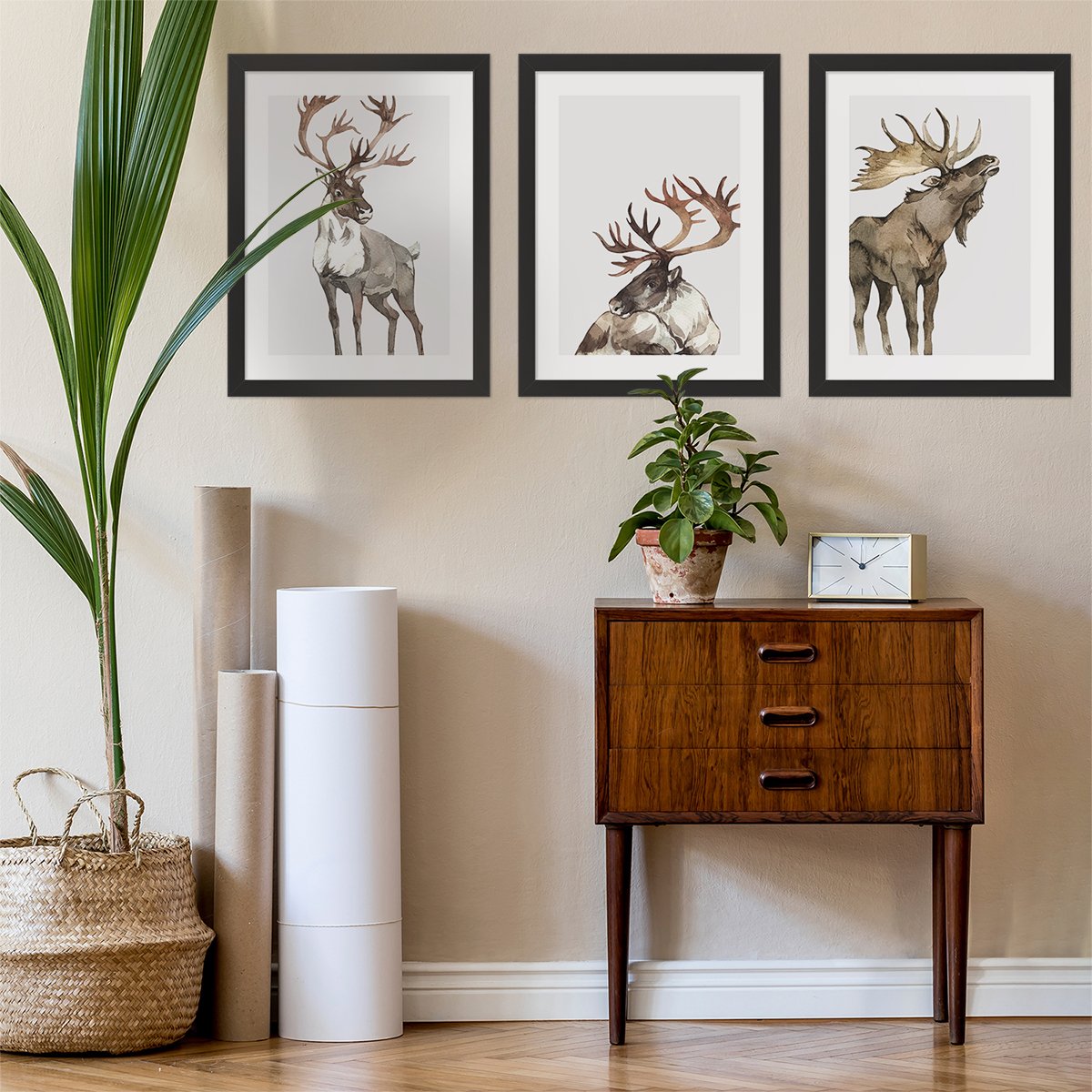 Plakaty na korytarz zwierzęta leśne - renifer i łoś