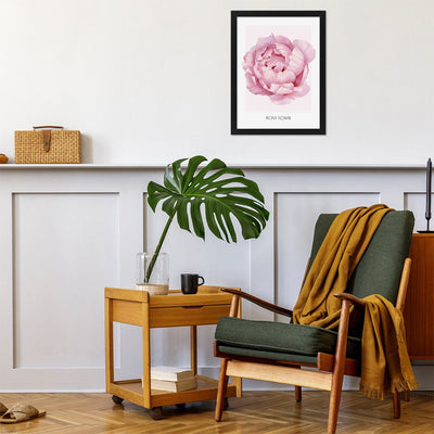 Plakaty na ścianę do salonu z kwiatem piwonii oprawione w czarna ramkę#kolor_rozowy